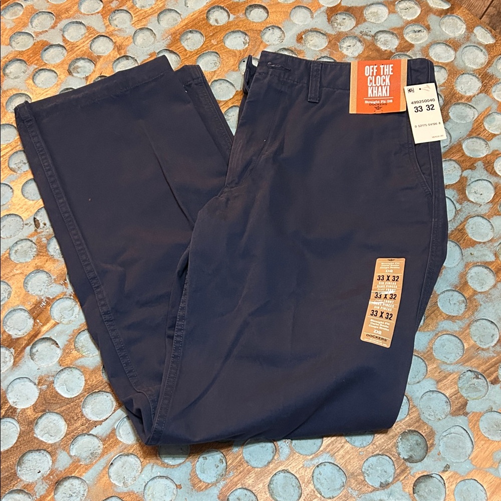 Dockers Men's Dark Blue Chinos